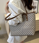 Luxury Women's Crossbody Bag with Chain Casual Portable Shoulder Bag Custom Logo PVC Nylon Lining Zipper Closure