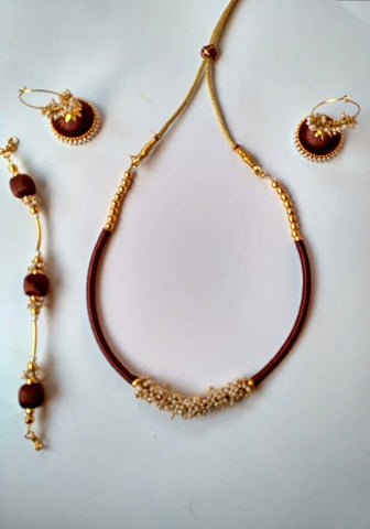 Women Silk Threaded Jewellery Set