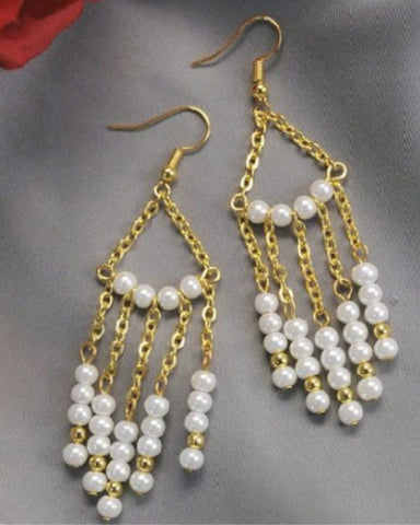 Handcrafted golden chain and pearls earrings