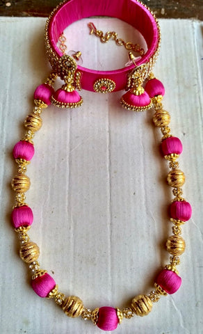 Women Silk Threaded Jewellery Set