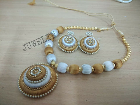 Silk threaded jewellery set