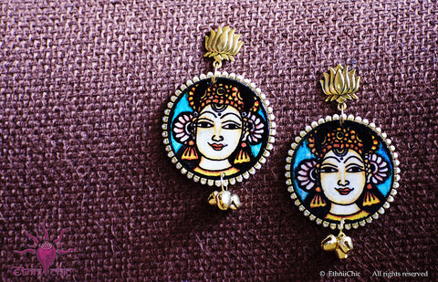 Ethniichic Hand Painted Peach Color Apsara Mural Design With Hanging Broken Ghungroos Earring