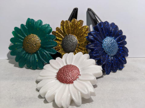 Hair pins